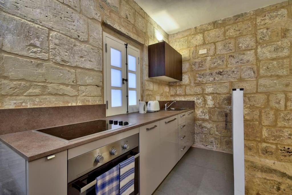 Orangery 101 - Duplex Studio Apartment Valletta Ngoại thất bức ảnh