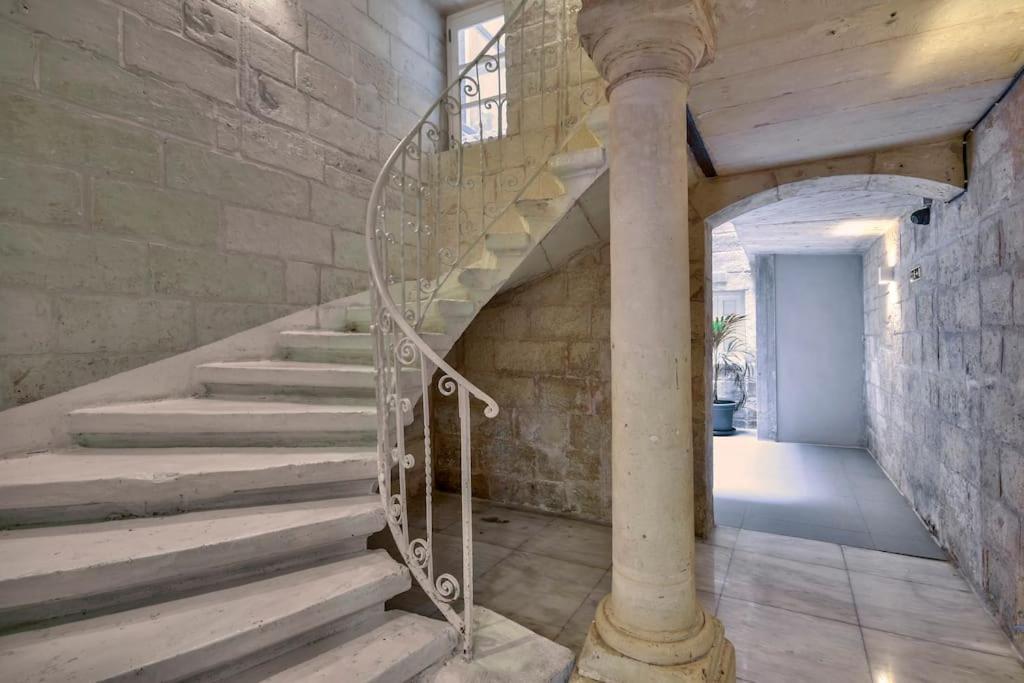 Orangery 101 - Duplex Studio Apartment Valletta Ngoại thất bức ảnh