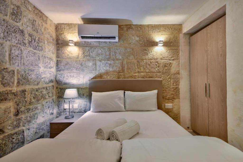 Orangery 101 - Duplex Studio Apartment Valletta Ngoại thất bức ảnh