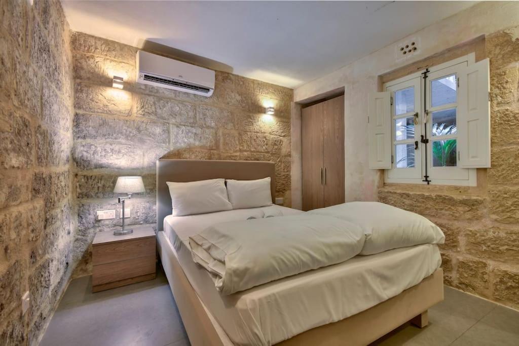 Orangery 101 - Duplex Studio Apartment Valletta Ngoại thất bức ảnh